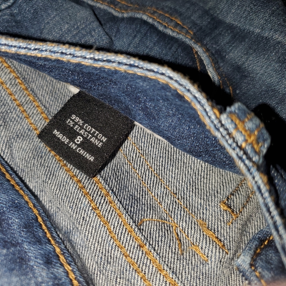 Jeans - Picture 3 of 3